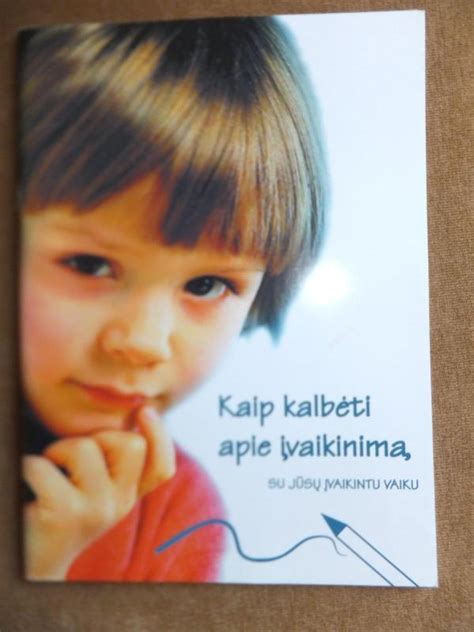 Šeima su vaiku, simbolizuojanti įvaikinimą