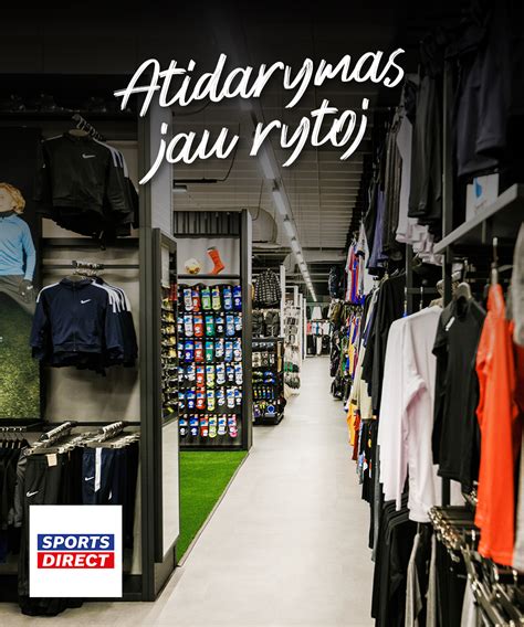 vaikiškų drabužių ir avalynės vitrina Akropolyje