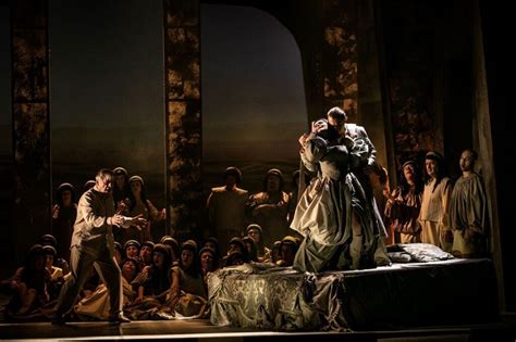 Scena iš operos „Bulvinė Pasaka“