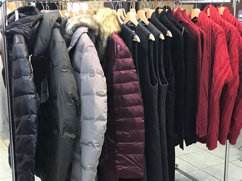 madingi drabužiai ir aksesuarai