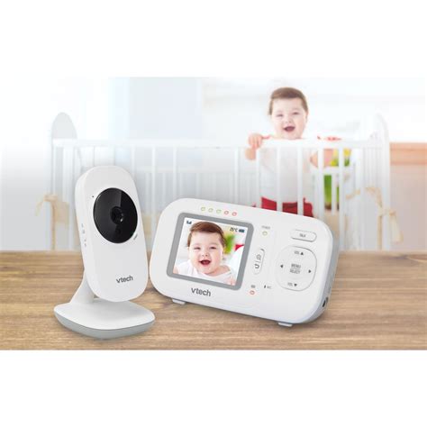 moderni mobili auklė su kamera ir monitoriumi vaiko kambaryje