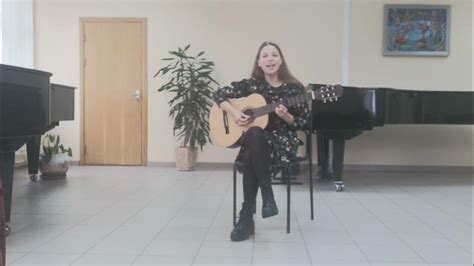 Vaikas su gitara