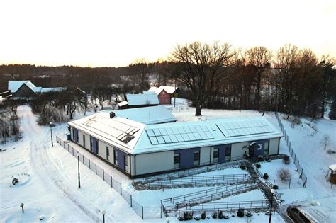 Pivašiūnų globos namų pastatas