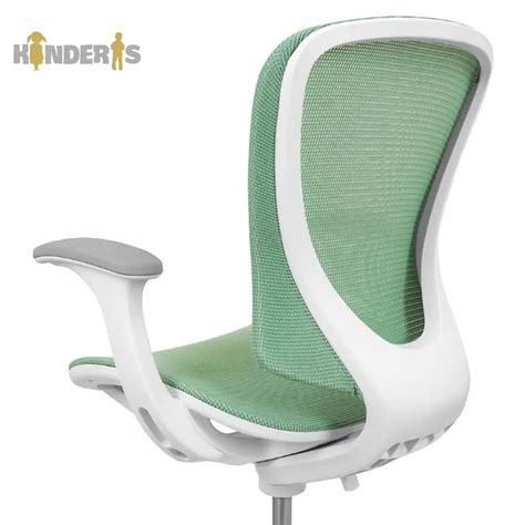 Vaiko stuburo padėtis ant kieto čiužinio