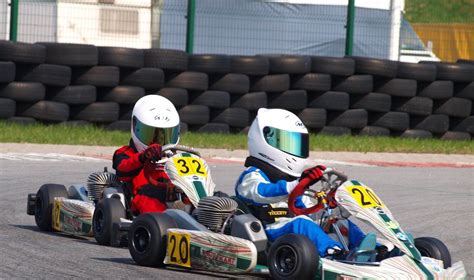 Vaikų kartingų lenktynės