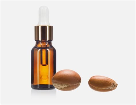 Įvairūs aliejai plaukų priežiūrai