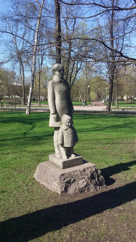 Serhijaus Bubkos skulptūra Donecke