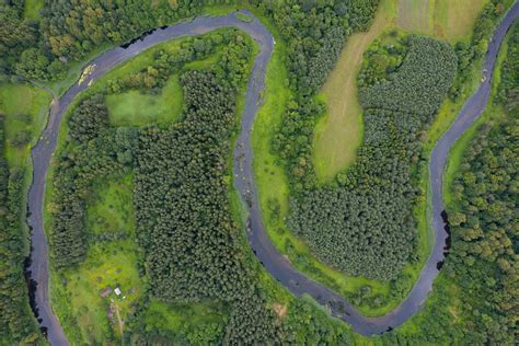 Panoraminis Priekulės miesto vaizdas su Minijos upe