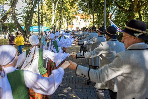 Jaunimo susibūrimas pajūryje - lietuviškas Vudstokas