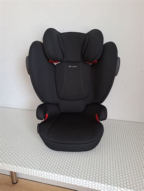 Vaiko automobilinės kėdutės montavimas galinėje sėdynėje
