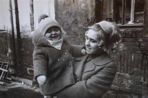 Šeima sovietmečiu su vaikais