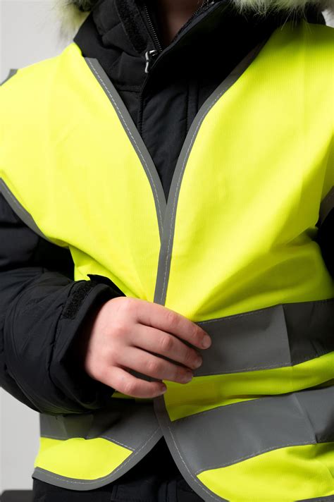 Vaikiška saugos liemenė su atšvaitinėmis juostomis