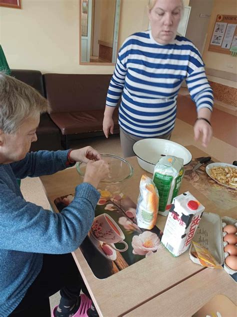 Meninė veikla Padvarių socialinės globos namuose