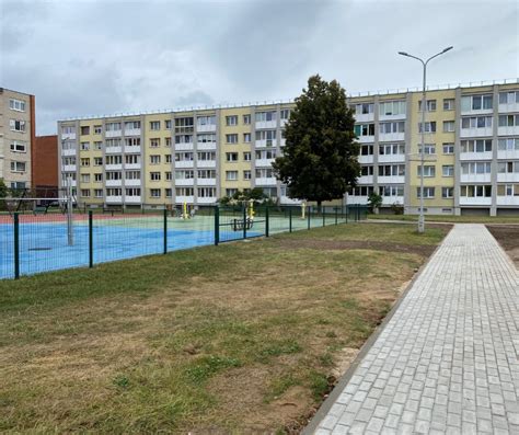Šiaulių lopšelio-darželio „Žirniukas“ pastato ir žaidimų aikštelės nuotrauka