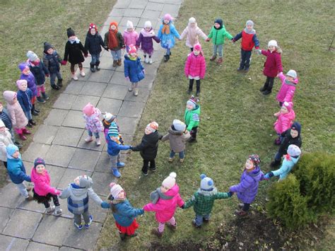 Vaikai dalyvauja veiksmo savaitėje 