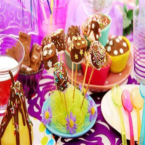 vaiku gimtadienio maisto stalas