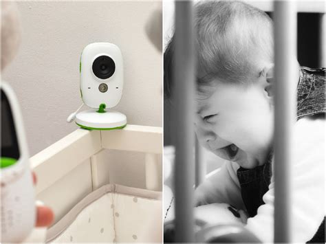 Tėvai stebi kūdikį per vaizdo monitorių