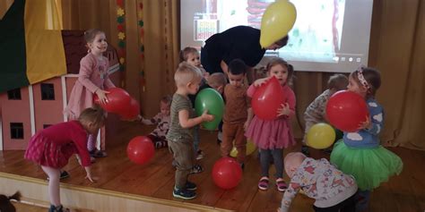 Pelėdnagių „Dobiliuko“ skyriaus aplinka ir vaikų veikla