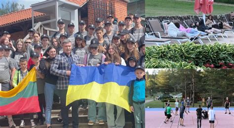 Vaikai džiaugiasi iškovota pergale sporto varžybose