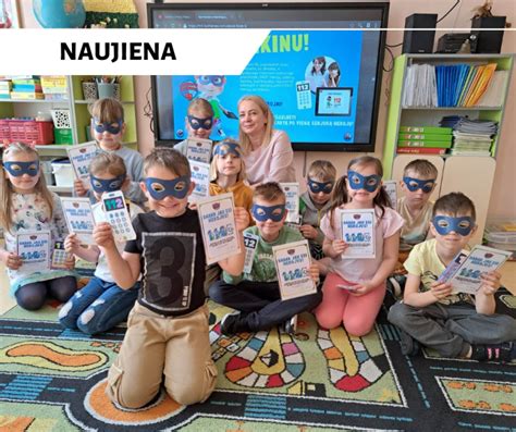 Vaikai, naudojantys planšetes ugdymo procese