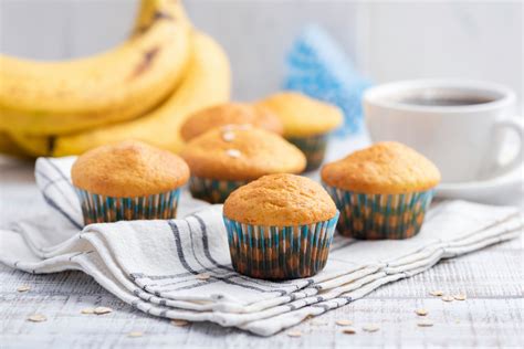 Avižiniai keksiukai su bananais