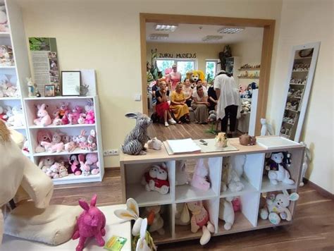 Zuikių muziejus Sasnavoje su gausia zuikių kolekcija