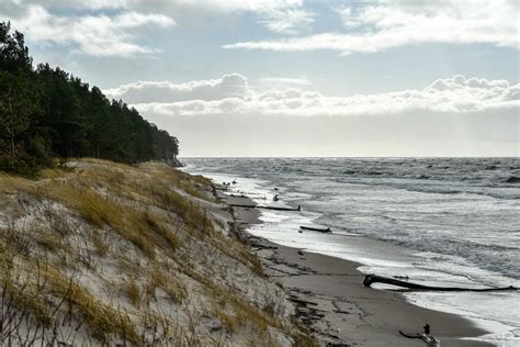 Baltijos jūros pakrantė Riūgeno saloje