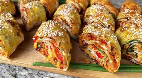 Įvairių įdarų ingredientai lavašo suktinukams