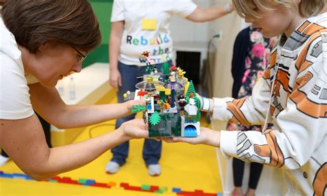 Vaikų žaidimo su Lego kaladėlėmis pavyzdys