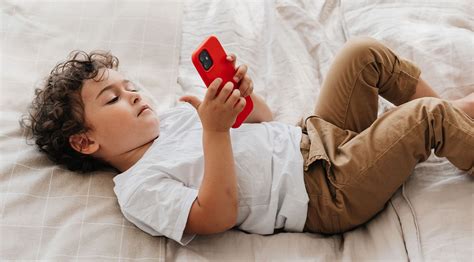tėvų kontrolės nustatymų pavyzdžiai išmaniajame telefone