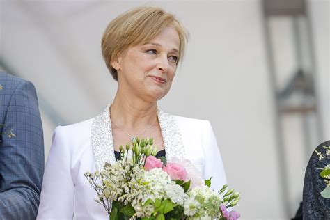 Gintarė Jautakaitė dainavimo procese