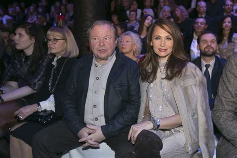 Izolda Gudelis su Brunello Cucinelli drabužiais