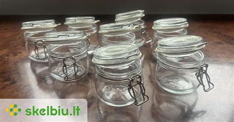 stiklainiukai su ekologiškais džemais ir medumi
