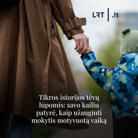 Tėvai laiminantys savo vaiką