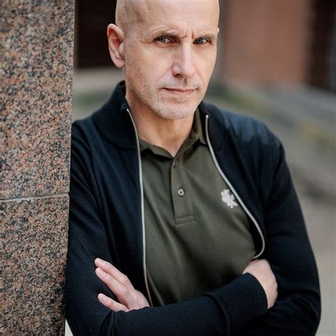 simbolinis milijono dolerių paveikslas