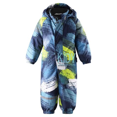 Vaikiški kombinezonai parduotuvėje