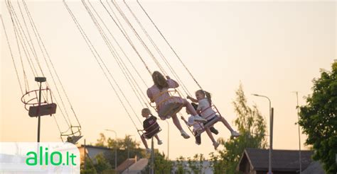 Darbuotojai atrakcionų parke