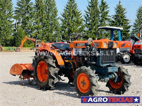 įvairūs vaikiškų kombinezonų modeliai