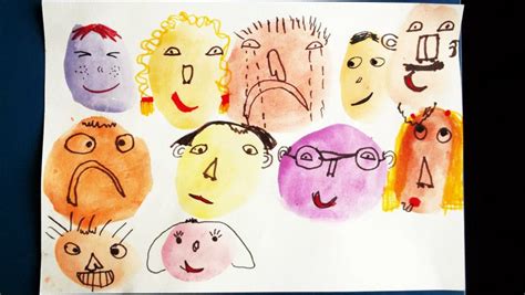 Piešinys, vaizduojantis įvairias vaikų emocijas: džiaugsmą, baimę, nerimą