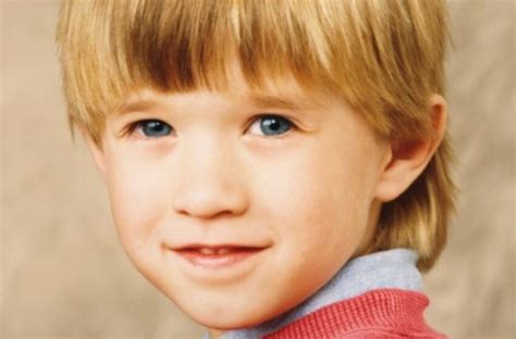 Vaikas su adenoidų sukeltais veido pokyčiais