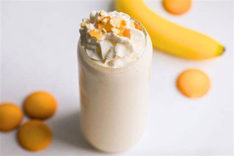Avokado ir bananų kokteilis