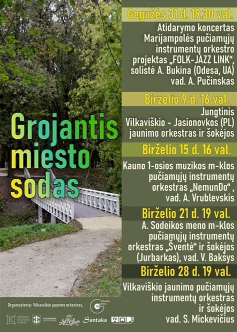 vaikas grojantis improvizuotais instrumentais