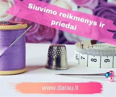 Siuvimo reikmenys: žirklės, siūlai, matavimo juosta ir iškarpų popierius