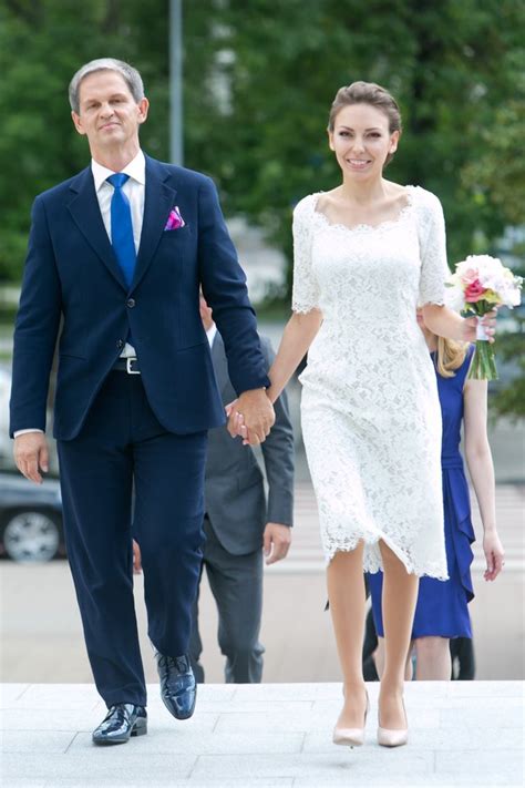 Nerijus Numa su šeima arba žaidžiantis golfą