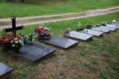 Laidotuvės kapinėse