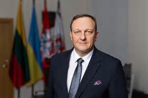 Teisėsaugos atstovų darbas incidento vietoje