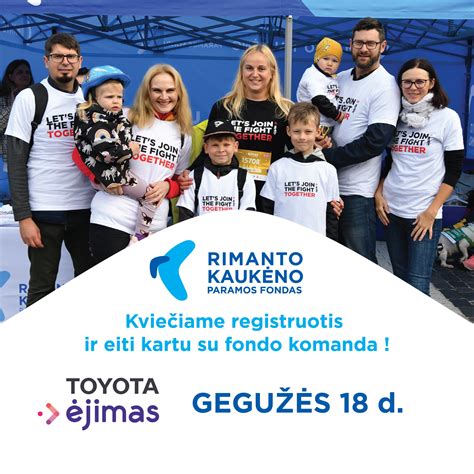 Vaikų grupė, besimokanti kartu ar atliekanti projektą