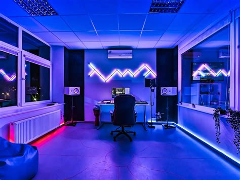 Muzikos įrašų studija ir instrumentų išdėstymas