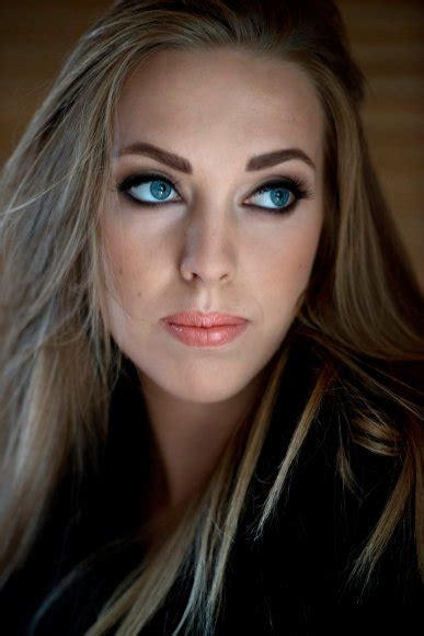 Austėja Gendvilaitė dainuoja žemaitiškai