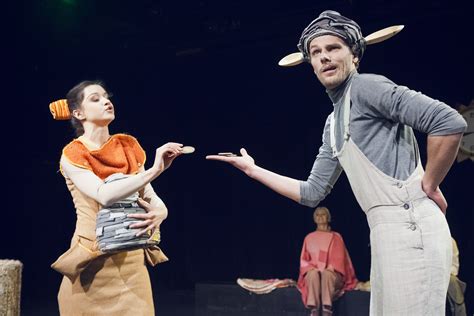 Linksma komedijos scena